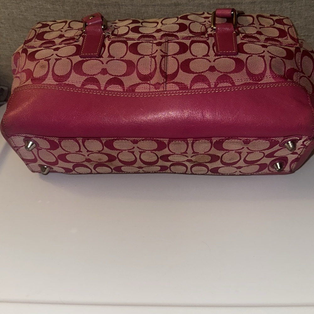 Vintage Classic Coach Satchel F13070 - Picture 3 of 10